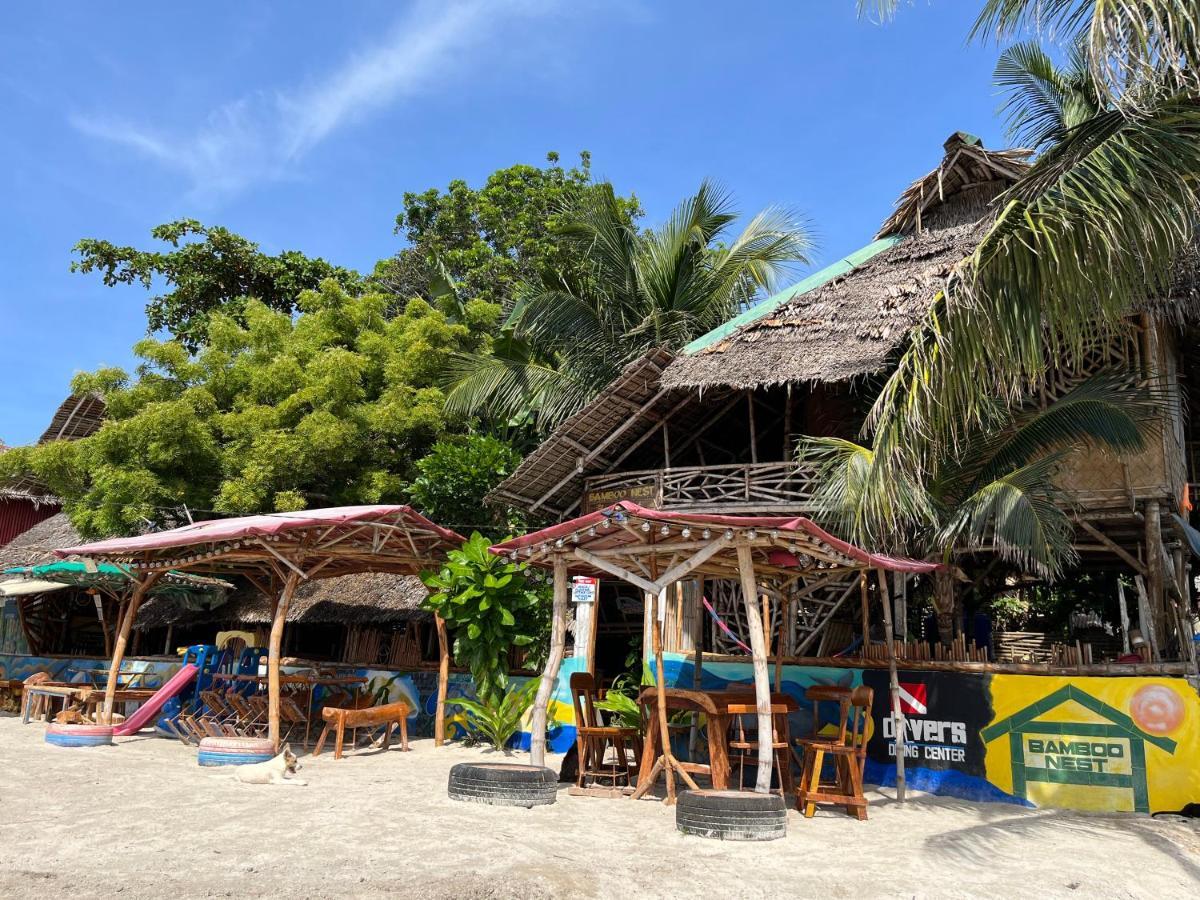 Bamboo Nest Beachfront Puerto Princesa Buitenkant foto